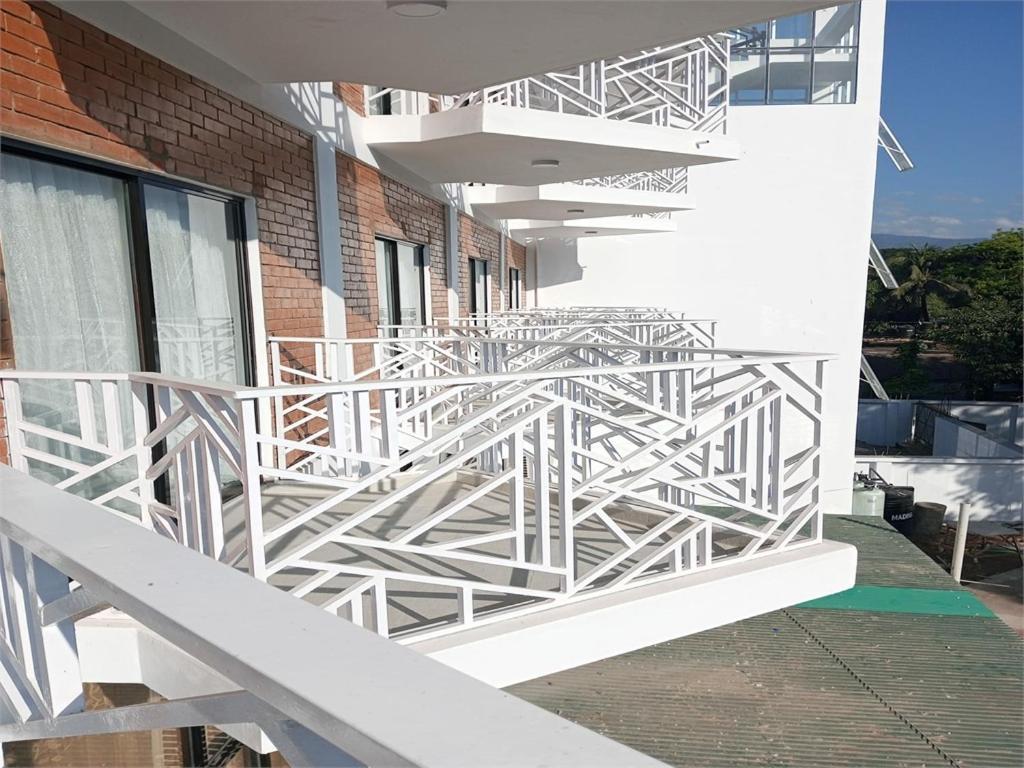 Shada Pathor Hotel & Resort Companiganj エクステリア 写真
