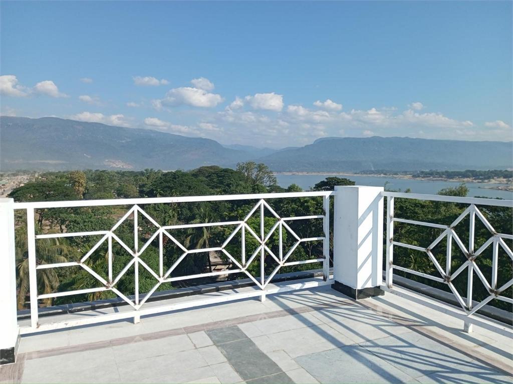 Shada Pathor Hotel & Resort Companiganj エクステリア 写真